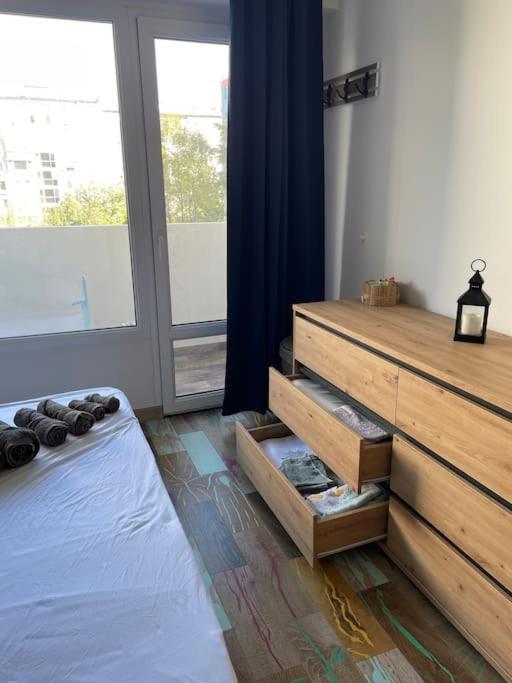 Sunny Seaside Retreat In * Burgas City